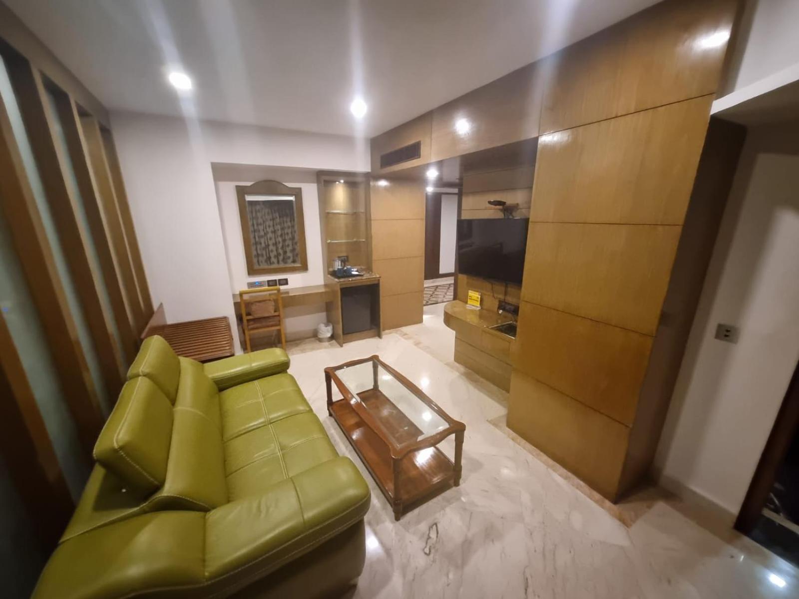 Hotel Benzz Park Čennai Exteriér fotografie